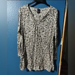 Catalina Leopard Print Shirt with Pockets